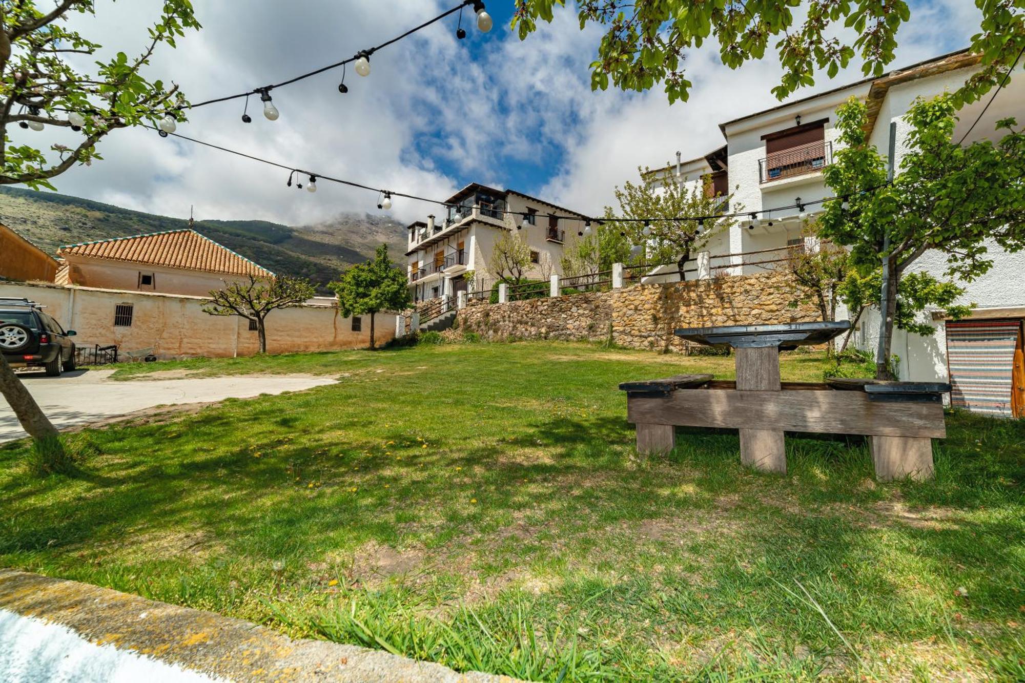 Hotel La Fragua II Trevelez Exterior photo